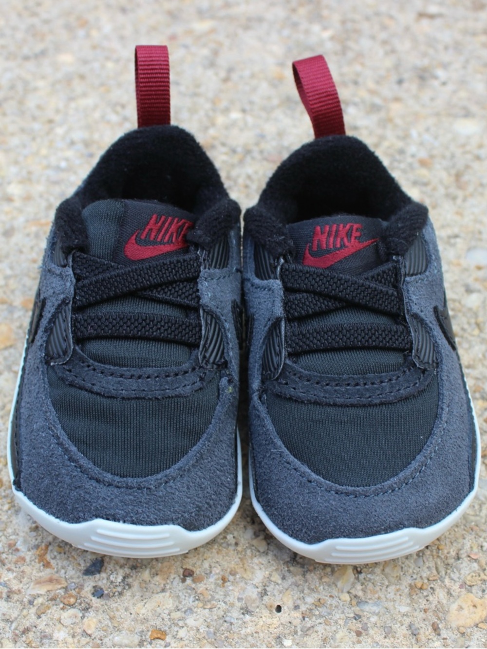 Nike Air Max 90 Crib Booties Anthracite/Black-Team Red Colorway Sz 2C